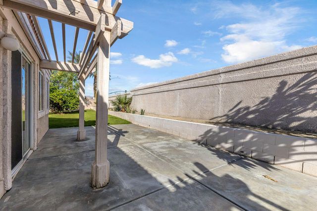45030 Desert Hills Court, La Quinta, CA 92253