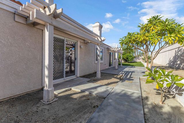45030 Desert Hills Court, La Quinta, CA 92253