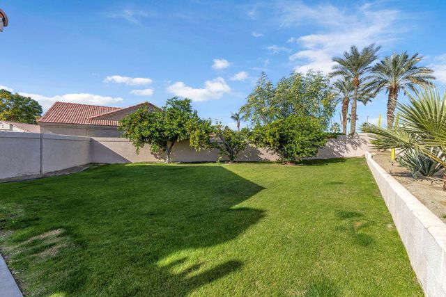 45030 Desert Hills Court, La Quinta, CA 92253