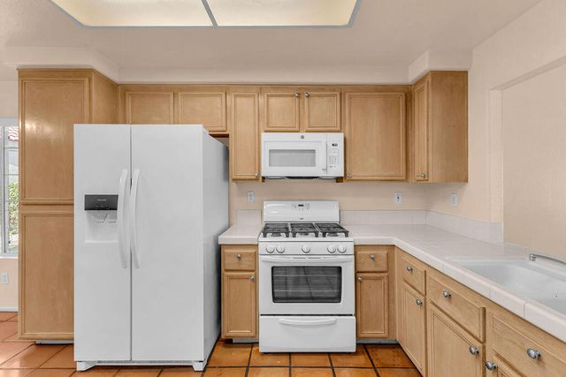 45030 Desert Hills Court, La Quinta, CA 92253