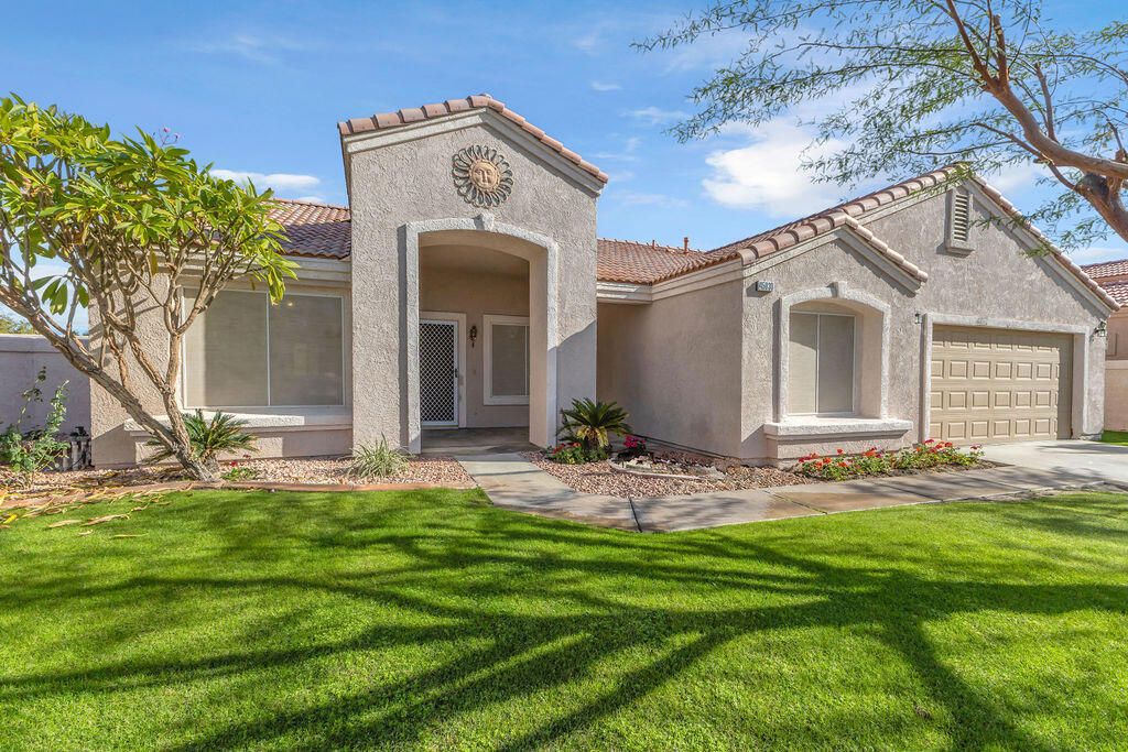 45030 Desert Hills Court, La Quinta, CA 92253