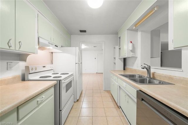 2285 Sunrise BLVD, Fort Myers, FL 33907