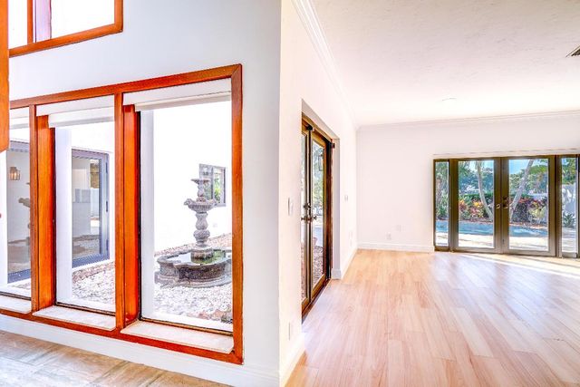 5730 Vista Linda Lane, Boca Raton, FL 33433