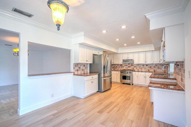 5730 Vista Linda Lane, Boca Raton, FL 33433