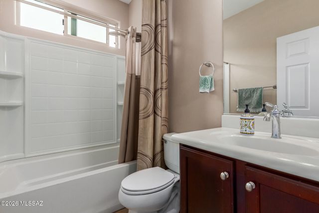 10262 S White Surrey Drive, Vail, AZ 85641