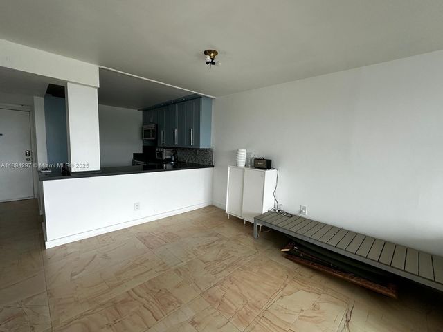 8233 Harding Ave 403, Miami Beach, FL 33141