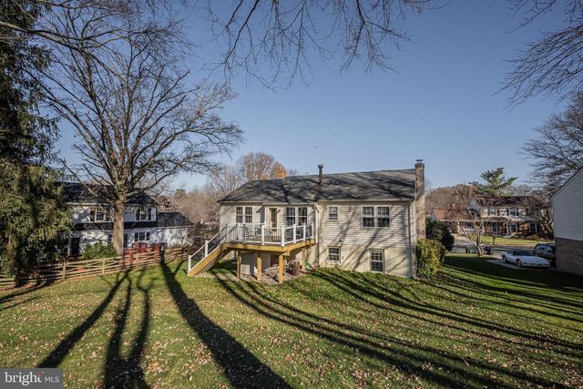 5539 SHOOTERS HILL LN, Fairfax, VA 22032