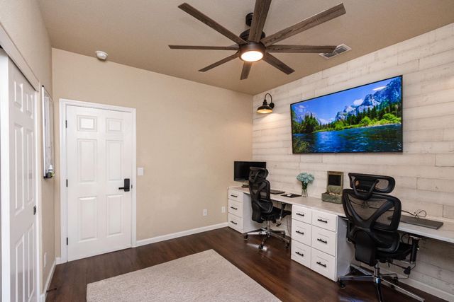 1524 Black Hawk St, Roseville, CA 95747