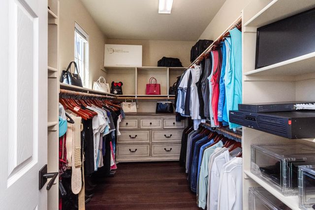 1524 Black Hawk St, Roseville, CA 95747