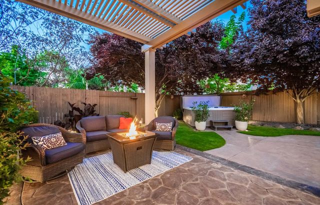 1524 Black Hawk St, Roseville, CA 95747