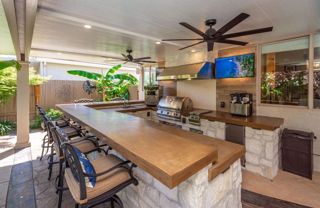 1524 Black Hawk St, Roseville, CA 95747