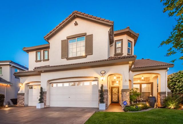 1524 Black Hawk St, Roseville, CA 95747