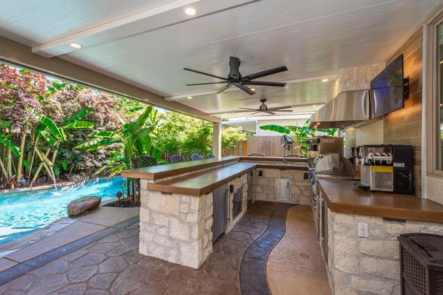 1524 Black Hawk St, Roseville, CA 95747