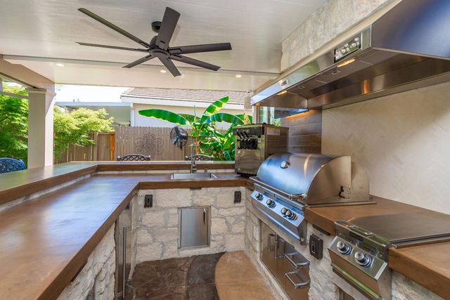 1524 Black Hawk St, Roseville, CA 95747