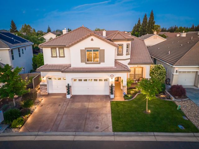 1524 Black Hawk St, Roseville, CA 95747