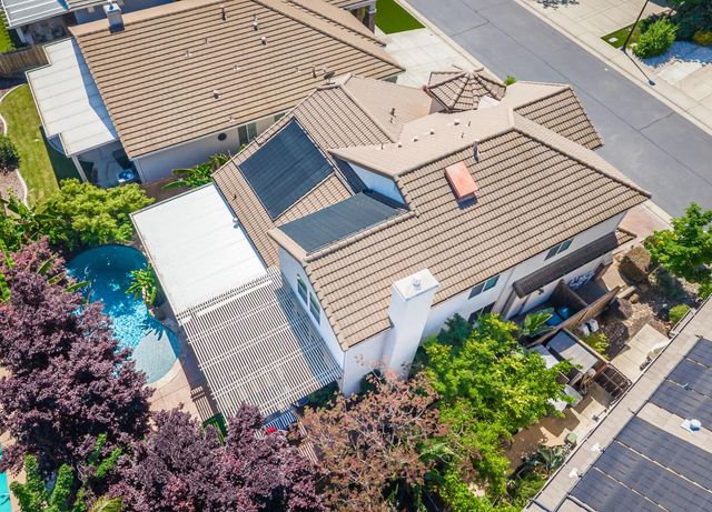 1524 Black Hawk St, Roseville, CA 95747