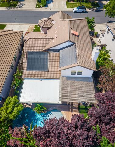 1524 Black Hawk St, Roseville, CA 95747