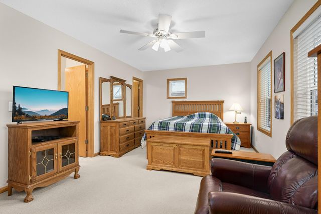 1373 5th Street E, Saint Paul, MN 55106