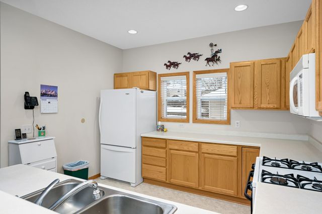 1373 5th Street E, Saint Paul, MN 55106