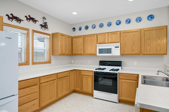 1373 5th Street E, Saint Paul, MN 55106