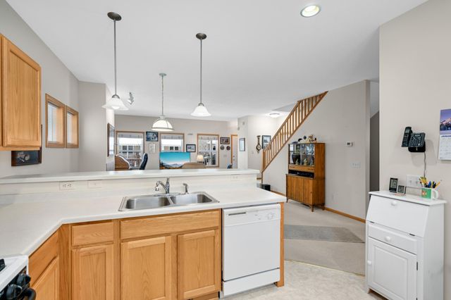 1373 5th Street E, Saint Paul, MN 55106