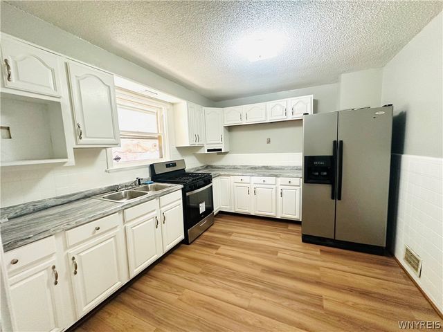 39 Benwood Avenue, Buffalo, NY 14214