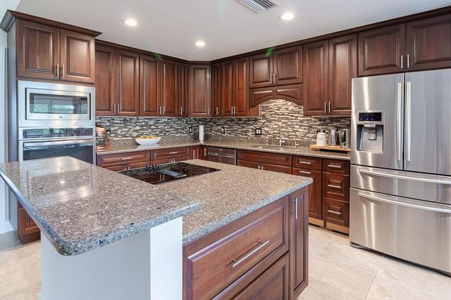 2385 SW Creekside Drive, Palm City, FL 34990