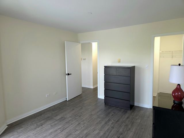 1313 Cunat Court 3F, Lake In The Hills, IL 60156