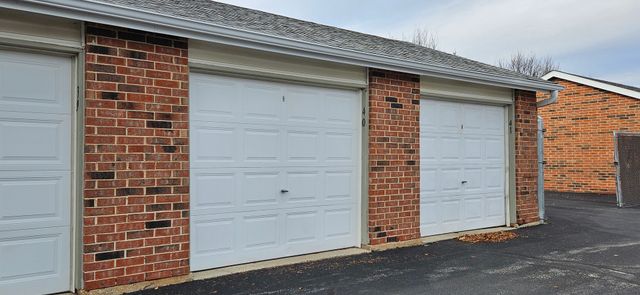 1313 Cunat Court 3F, Lake In The Hills, IL 60156