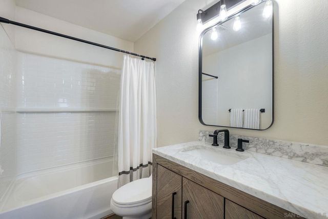 4070 Caminito Meliado, San Diego, CA 92122