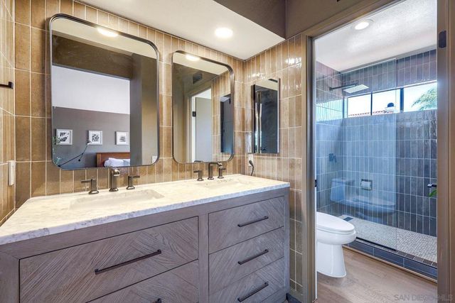 4070 Caminito Meliado, San Diego, CA 92122