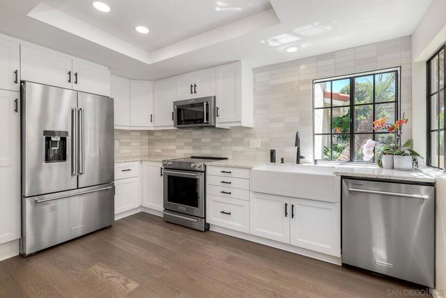 4070 Caminito Meliado, San Diego, CA 92122