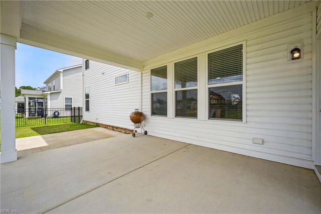 221 Preserve WAY, Suffolk, VA 23434