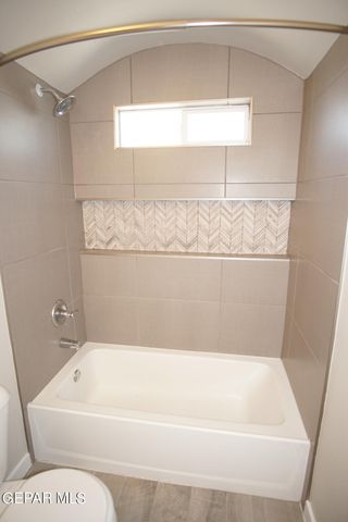 2053 WILLIAM CAPLES Street, El Paso, TX 79938