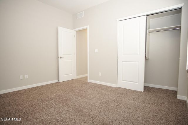 2053 WILLIAM CAPLES Street, El Paso, TX 79938