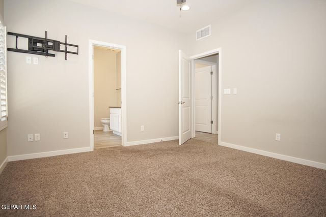 2053 WILLIAM CAPLES Street, El Paso, TX 79938