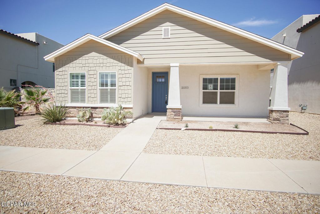 2053 WILLIAM CAPLES Street, El Paso, TX 79938