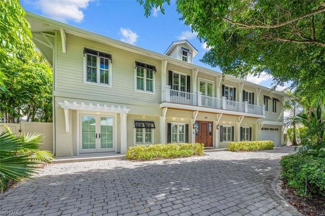 491 17th AVE S, Naples, FL 34102