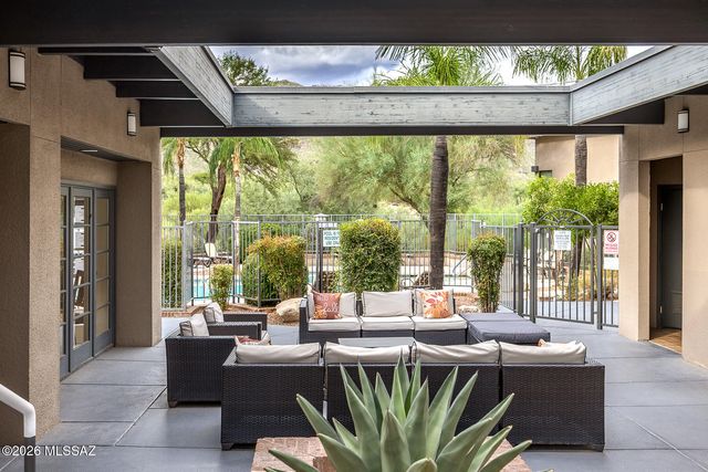 5855 N Kolb Rd Unit 1102, Tucson, AZ 85750
