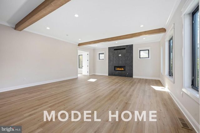 1901 WARE RD, Falls Church, VA 22043