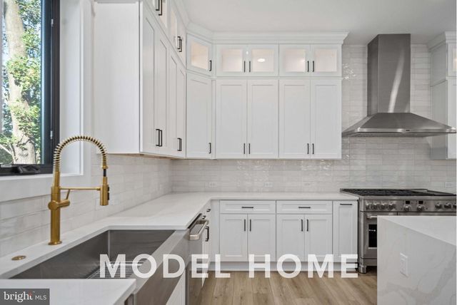 1901 WARE RD, Falls Church, VA 22043
