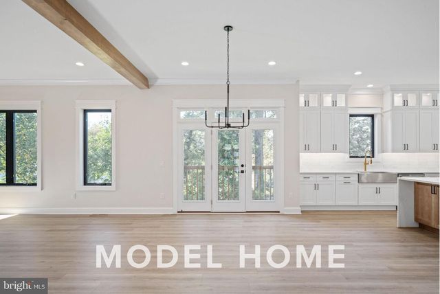 1901 WARE RD, Falls Church, VA 22043