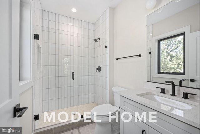 1901 WARE RD, Falls Church, VA 22043