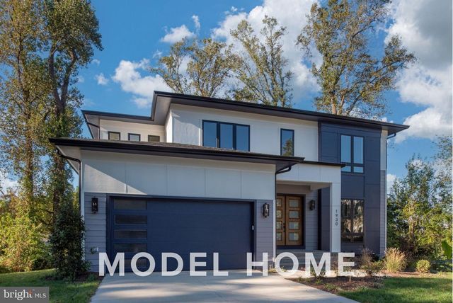 1901 WARE RD, Falls Church, VA 22043
