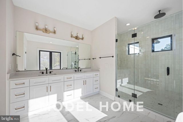 1901 WARE RD, Falls Church, VA 22043