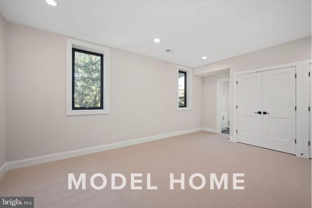 1901 WARE RD, Falls Church, VA 22043