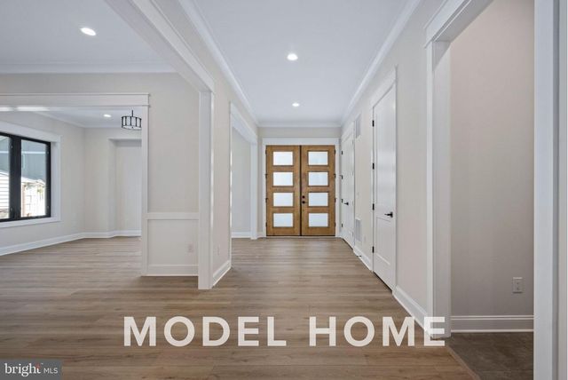 1901 WARE RD, Falls Church, VA 22043