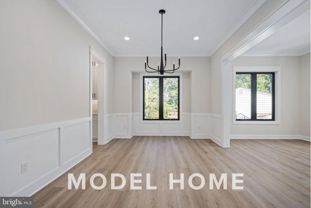 1901 WARE RD, Falls Church, VA 22043