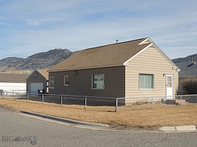 2401 Elm Street, Butte, MT 59701