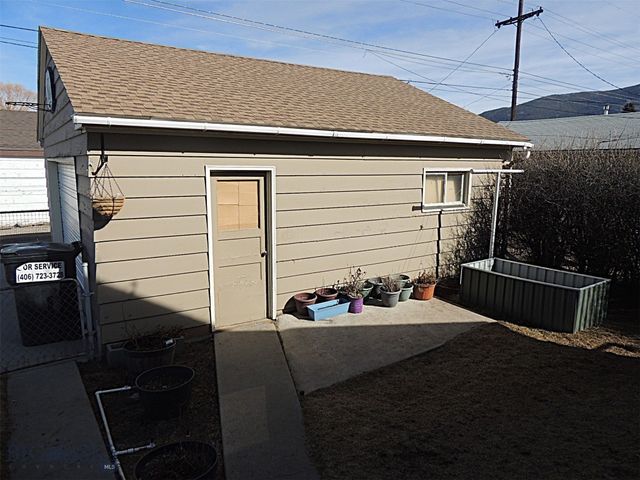 2401 Elm Street, Butte, MT 59701
